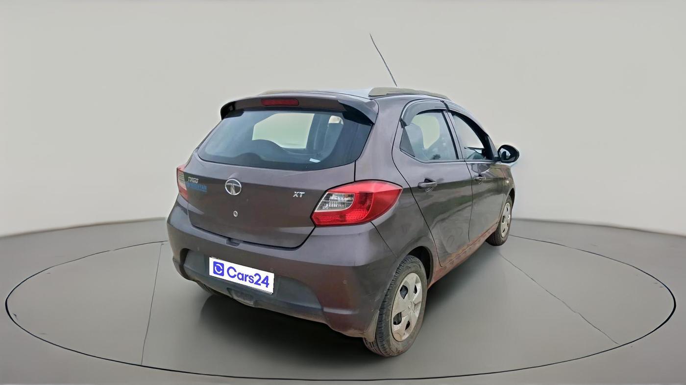 2017 Tata Tiago XT PETROL, Petrol, Manual, 42,665 km, exterior