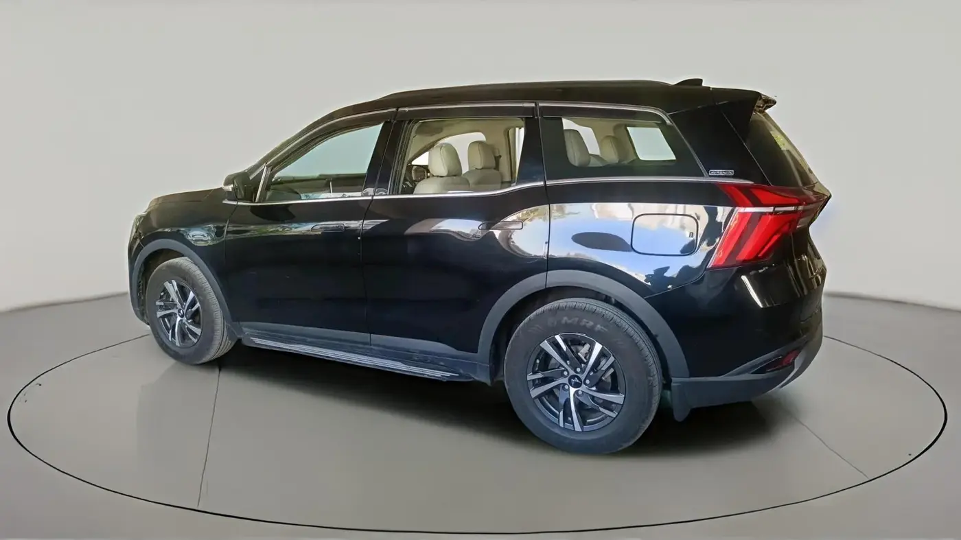 2024 Mahindra XUV700 AX 5 D MT 7 STR, Diesel, Manual, 12,231 km, exterior