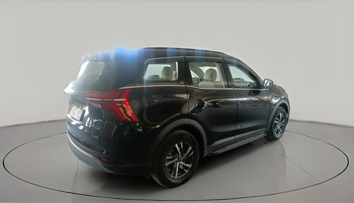 2024 Mahindra XUV700 AX 5 D MT 7 STR, Diesel, Manual, 12,231 km, exterior