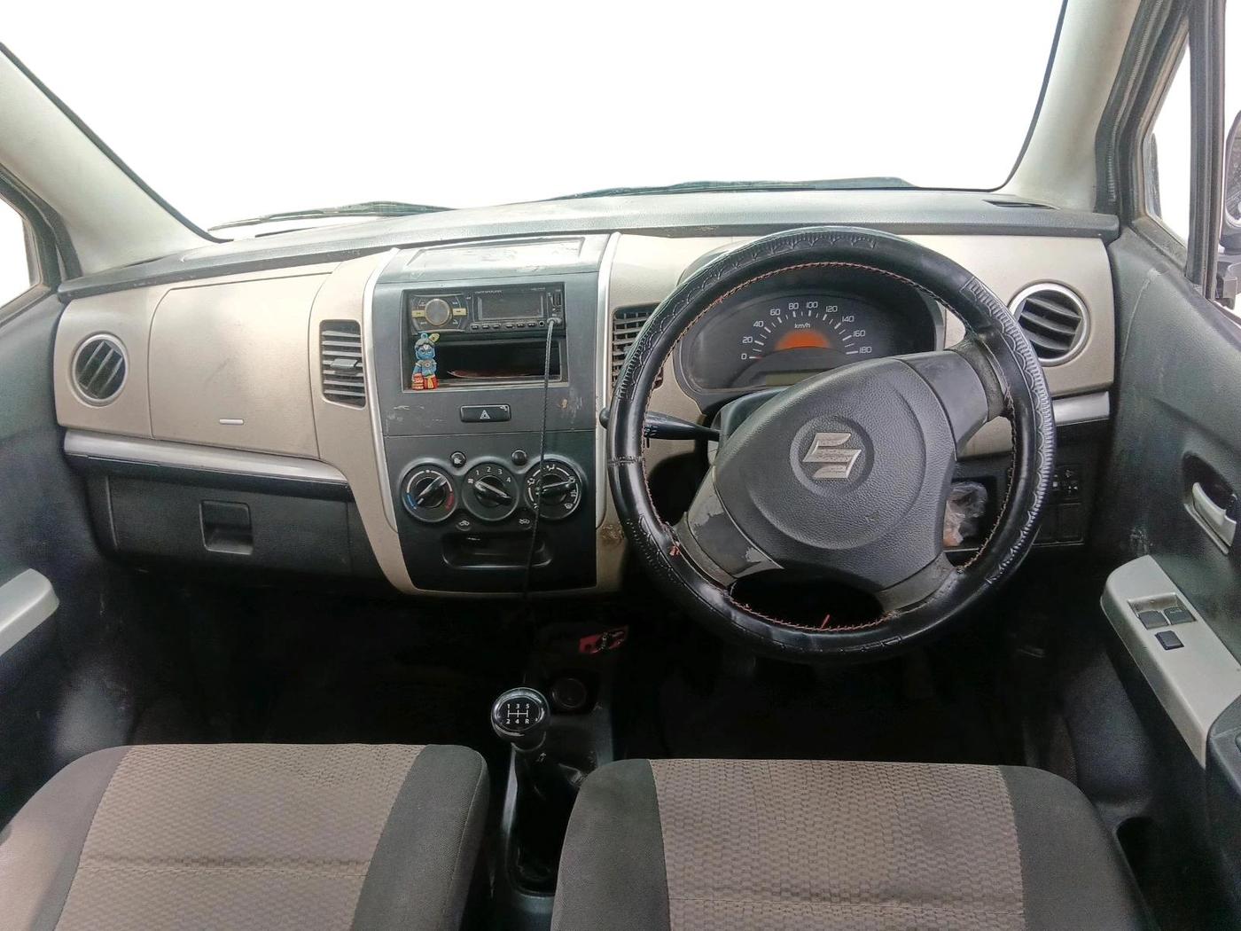 2016 Maruti Wagon R 1.0 LXI, CNG, Manual, 39,546 km, interior