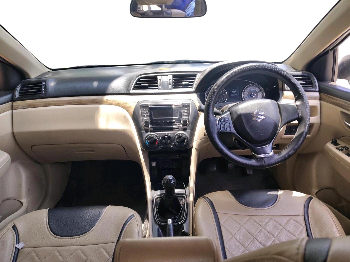 2022 Maruti Ciaz SIGMA 1.5 SHVS MT  PETROL, Petrol, Manual, 98,462 km, interior