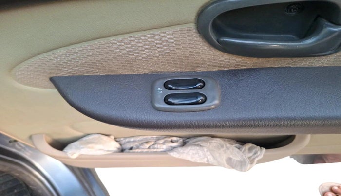 2011 Hyundai Santro Xing GL PLUS, Petrol, Manual, 86,345 km, interior