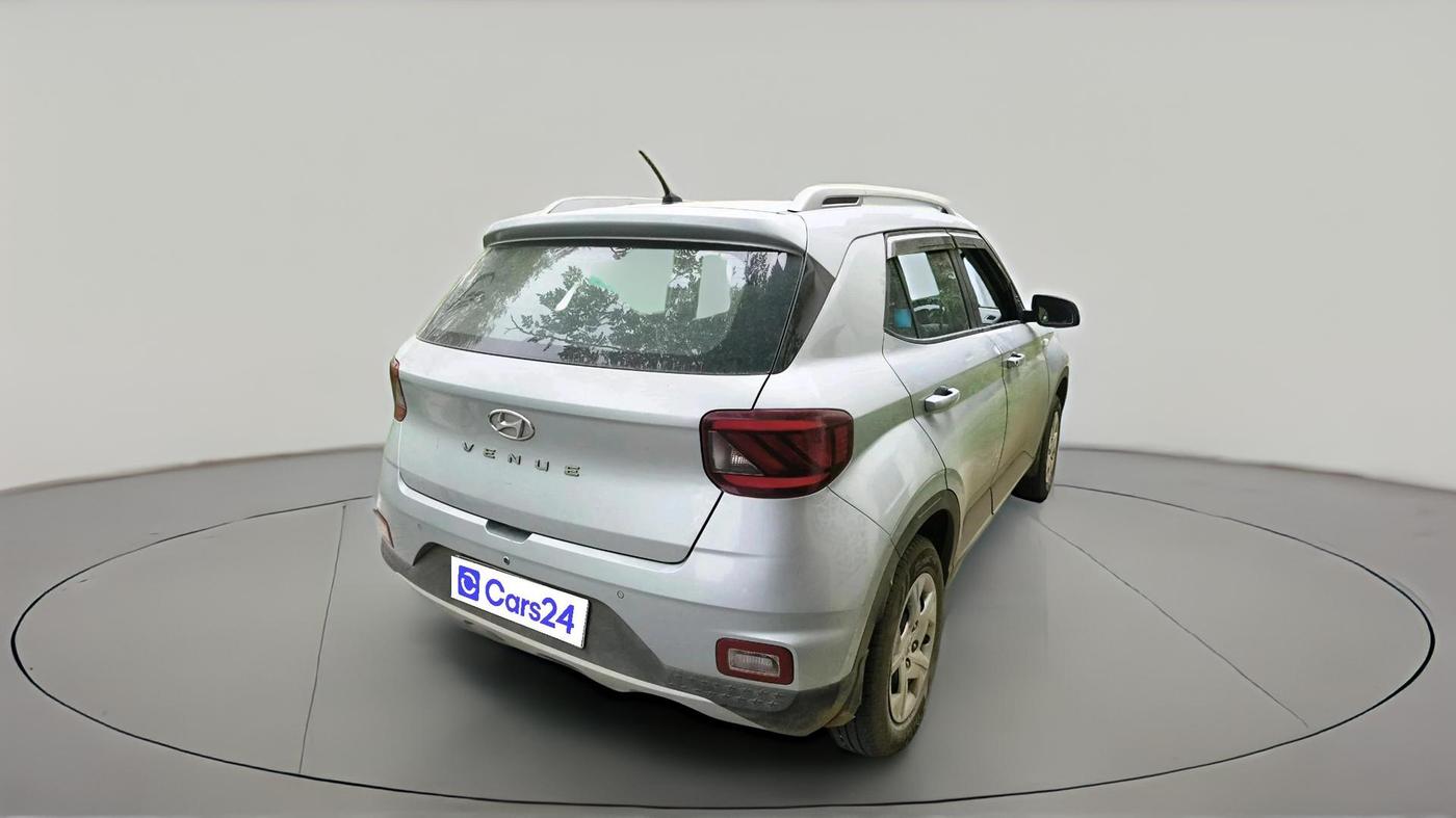 2022 Hyundai VENUE S 1.2, Petrol, Manual, 31,389 km, exterior