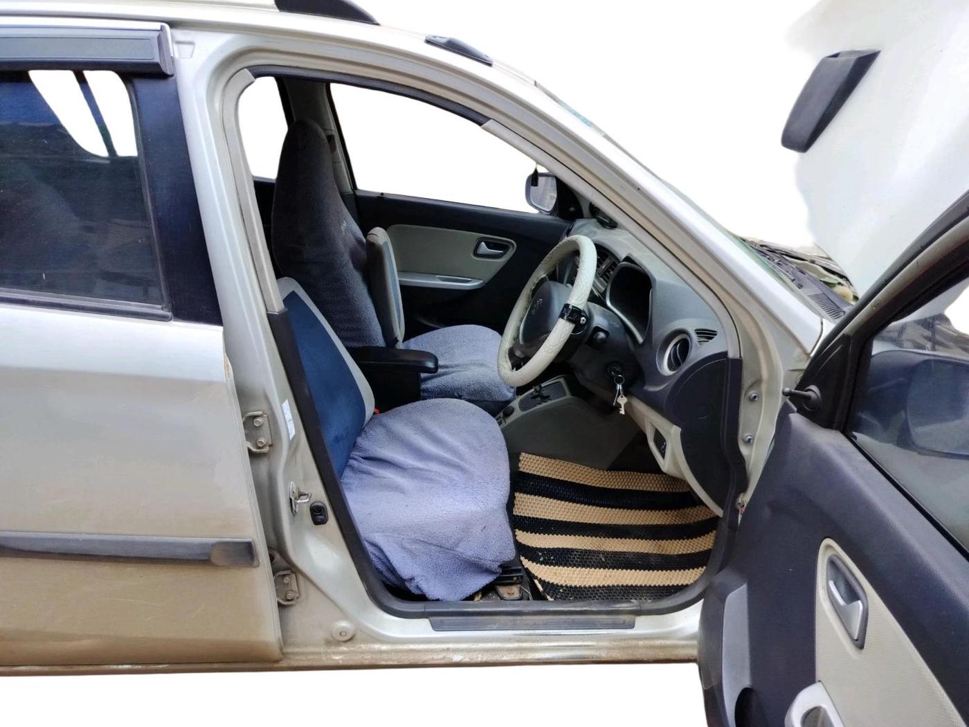2016 Maruti Alto K10 VXI AMT, Petrol, Automatic, 99,790 km, interior