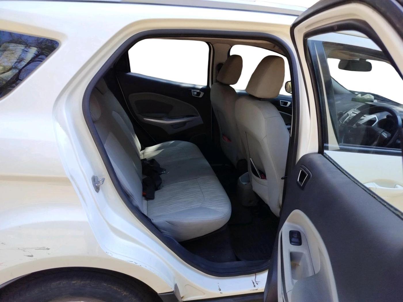 2015 Ford Ecosport TITANIUM 1.5L DIESEL, Diesel, Manual, 85,265 km, interior