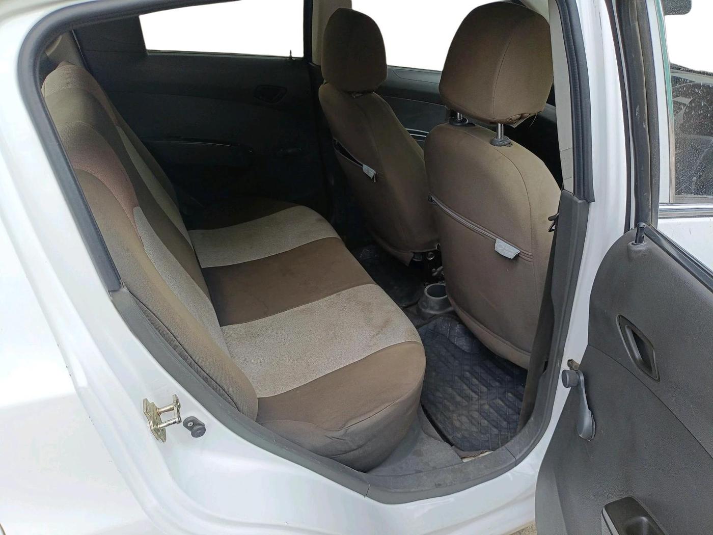 2013 Chevrolet Beat PS DIESEL, Diesel, Manual, 80,921 km, interior