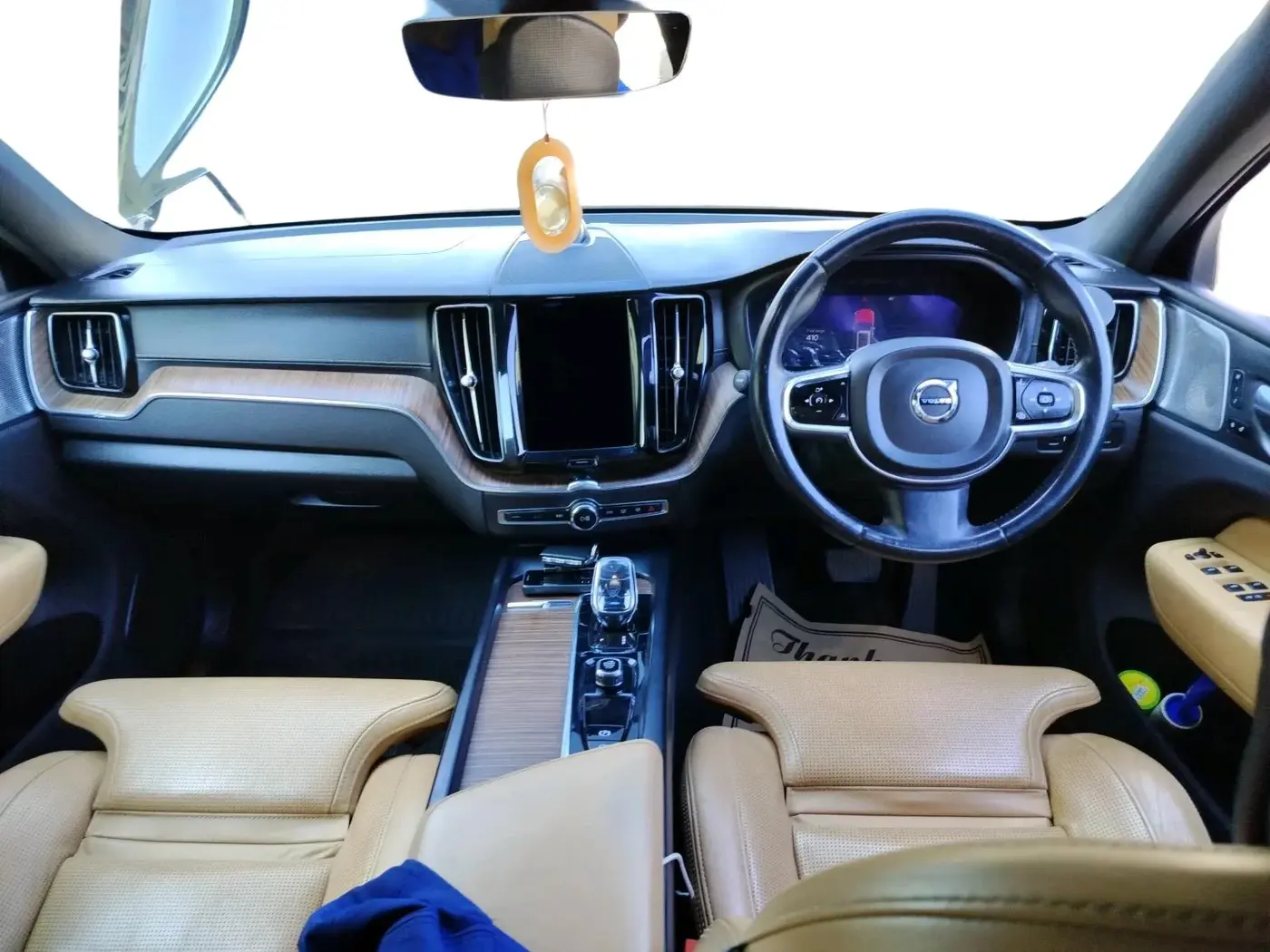 2021 Volvo XC 60 B5 INSCRIPTION, Petrol, Automatic, 69,323 km, interior