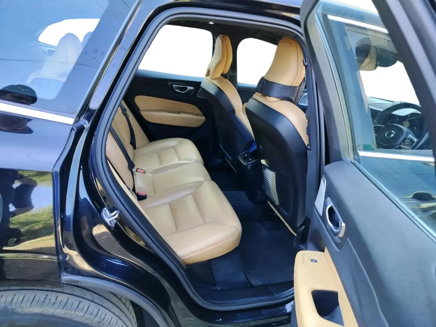 2021 Volvo XC 60 B5 INSCRIPTION, Petrol, Automatic, 69,323 km, interior