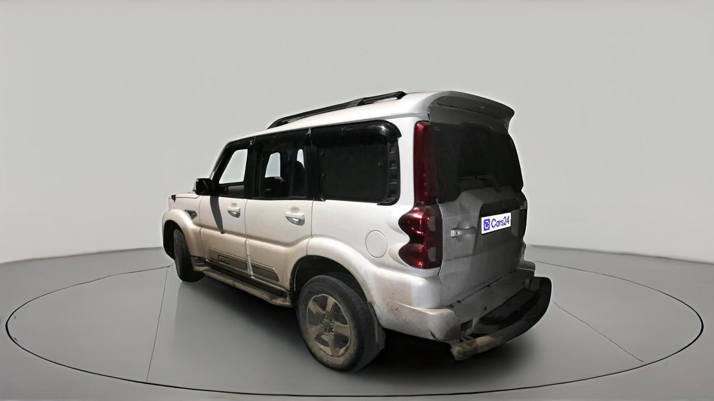 2025 Mahindra SCORPIO CLASSIC S11 7STR, Diesel, Manual, 27,290 km, exterior