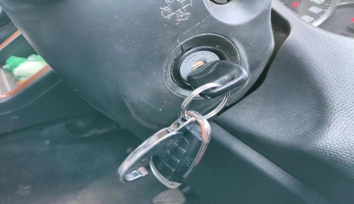 2008 Maruti Swift VDI, Diesel, Manual, 1,52,588 km, interior