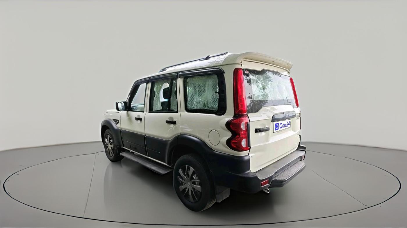 2025 Mahindra SCORPIO CLASSIC S 7STR, Diesel, Manual, 22,298 km, exterior