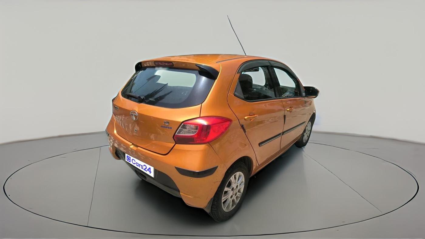 2016 Tata Tiago XZ PETROL, Petrol, Manual, 1,10,039 km, exterior