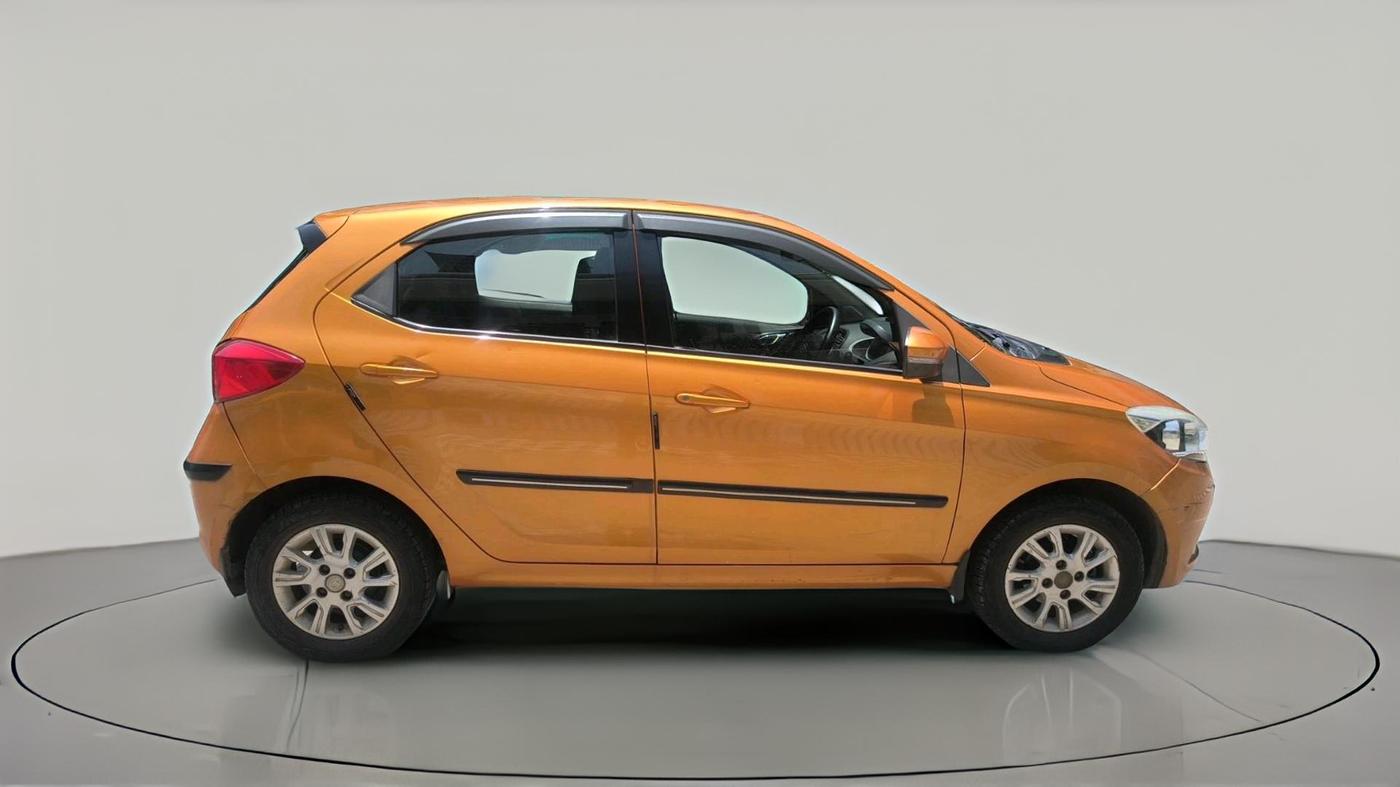 2016 Tata Tiago XZ PETROL, Petrol, Manual, 1,10,039 km, exterior