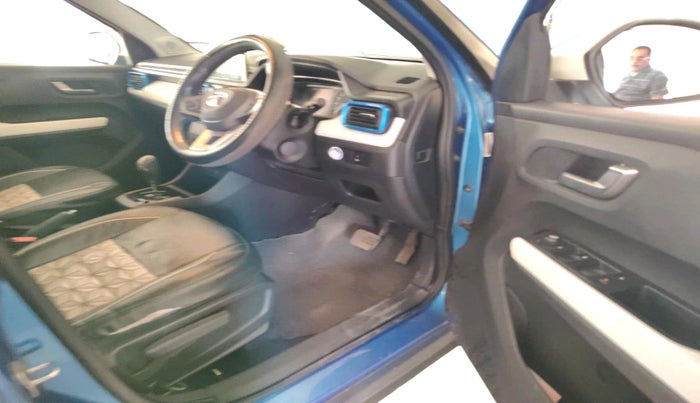 2021 Tata PUNCH CREATIVE  AMT, Petrol, Automatic, 26,445 km, interior