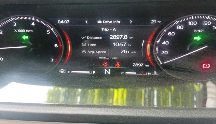 2025 Mahindra XUV700 MX Petrol MT 7 STR, Petrol, Manual, 2,897 km, interior