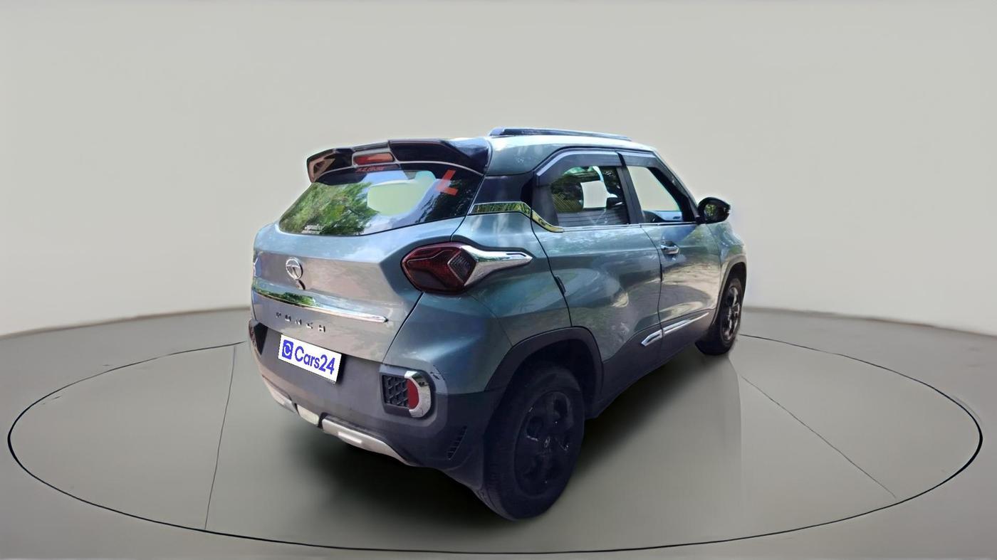 2022 Tata PUNCH ADVENTURE AMT, Petrol, Automatic, 17,702 km, exterior