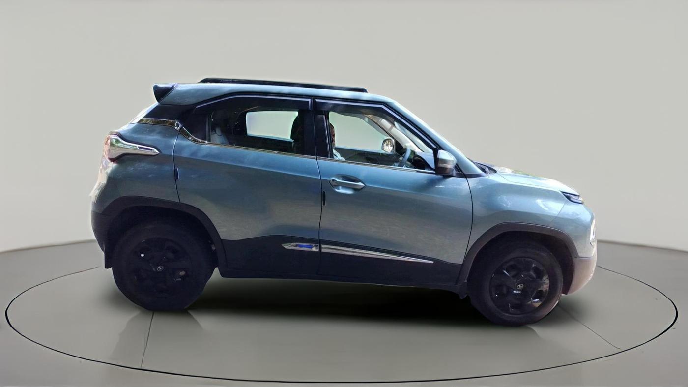 2022 Tata PUNCH ADVENTURE AMT, Petrol, Automatic, 17,702 km, exterior