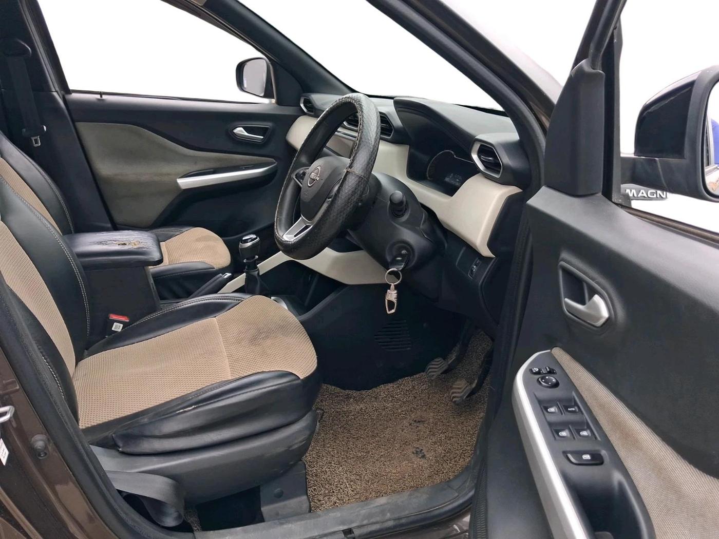 2022 Nissan MAGNITE XL, Petrol, Manual, 51,713 km, interior