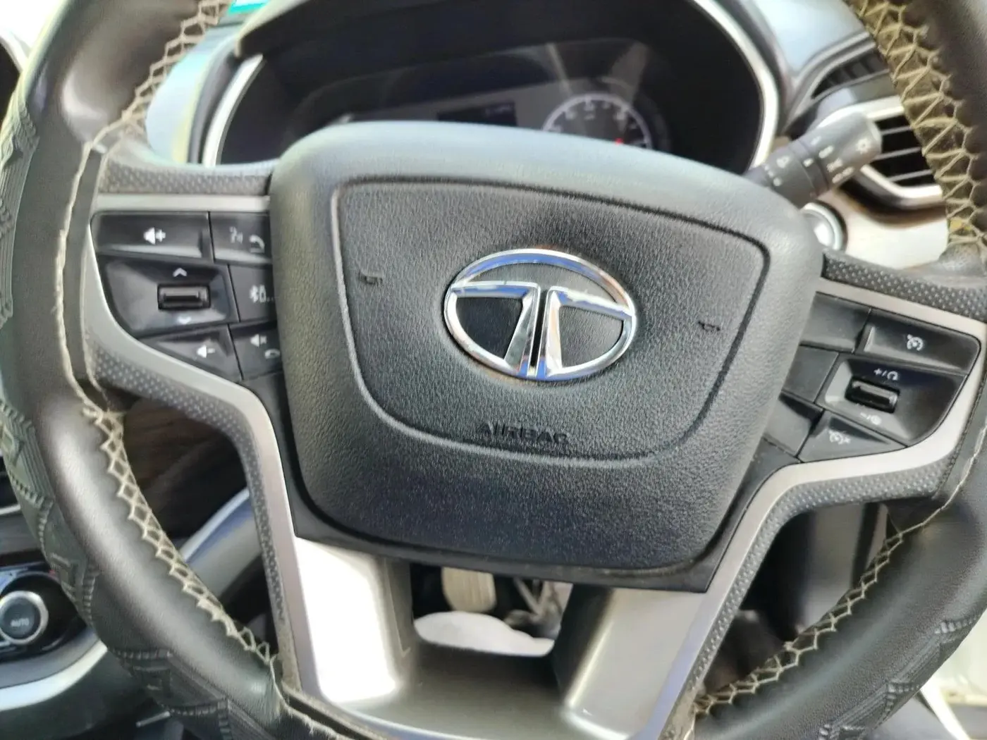 2022 Tata Harrier XT PLUS 2.0L KRYOTEC, Diesel, Manual, 89,280 km, interior