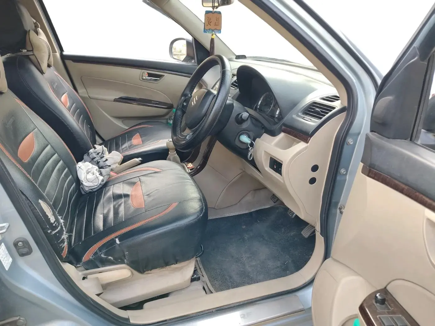 2013 Maruti Swift Dzire VXI, Petrol, Manual, 80,218 km, interior