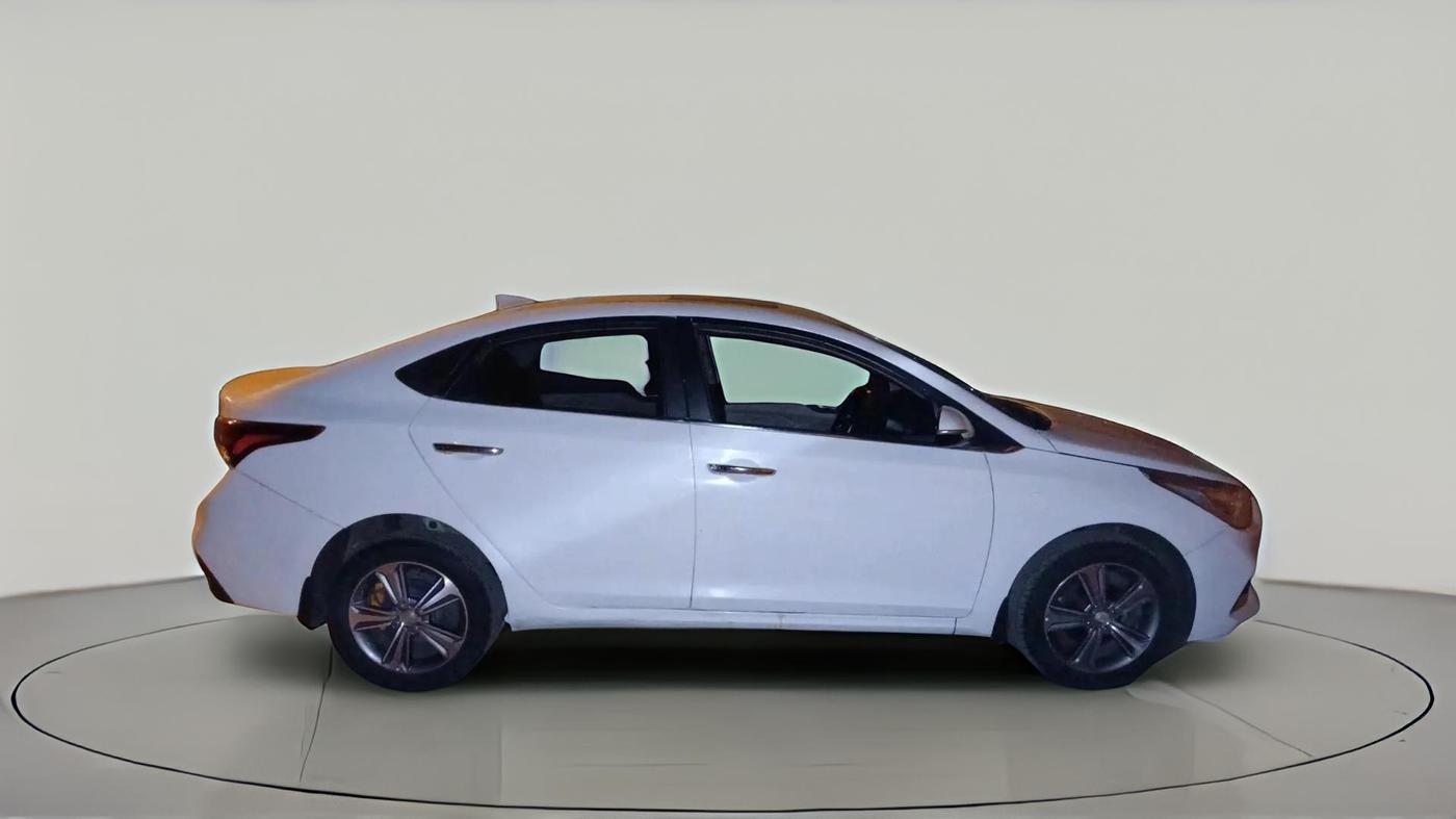 2018 Hyundai Verna 1.6 SX (O) CRDI MT, Diesel, Manual, 64,551 km, exterior