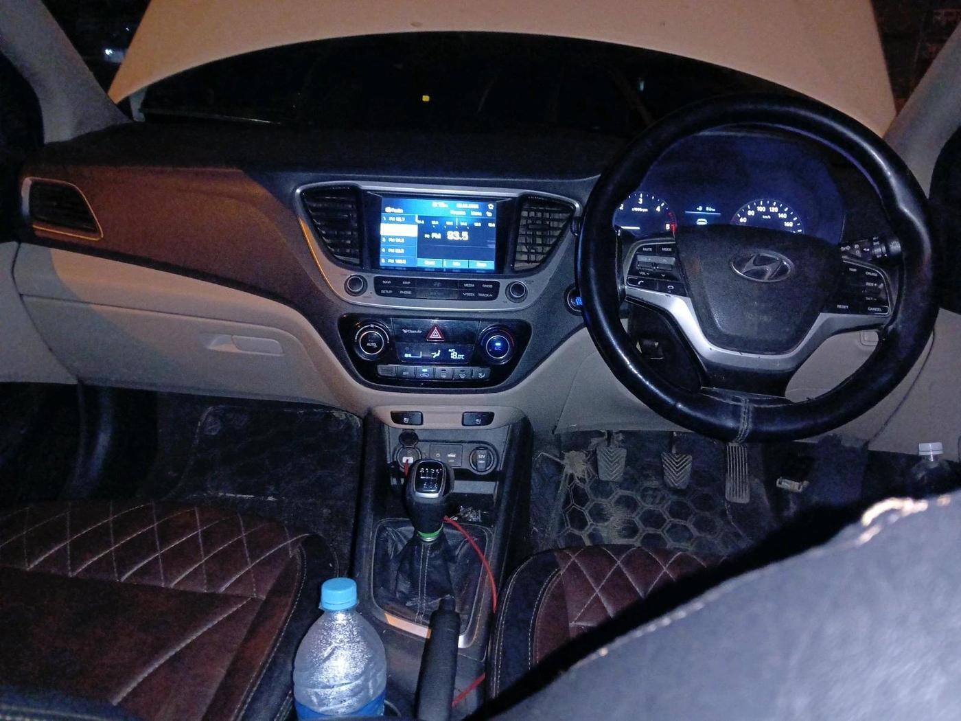2018 Hyundai Verna 1.6 SX (O) CRDI MT, Diesel, Manual, 64,551 km, interior