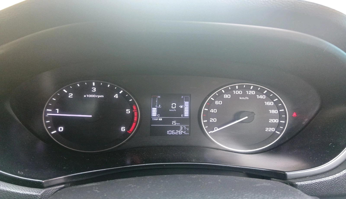 2016 Hyundai i20 Active 1.4 S, Diesel, Manual, 1,06,284 km, interior