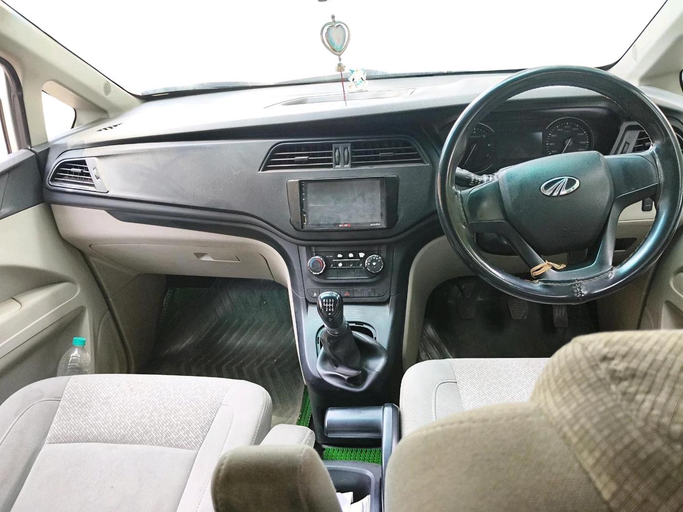 2019 Mahindra MARAZZO M2 7STR, Diesel, Manual, 1,00,047 km, interior