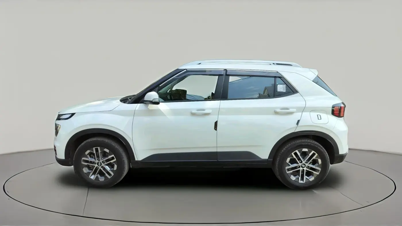 2024 Hyundai VENUE SX 1.5 CRDI, Diesel, Manual, 30,844 km, exterior