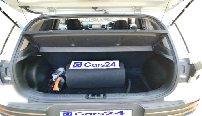 2024 Hyundai VENUE SX 1.5 CRDI, Diesel, Manual, 30,844 km, exterior