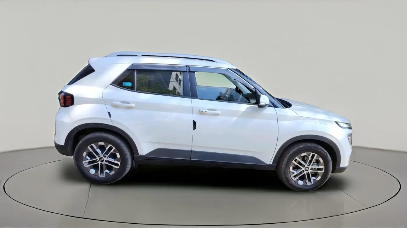 2024 Hyundai VENUE SX 1.5 CRDI, Diesel, Manual, 30,844 km, exterior