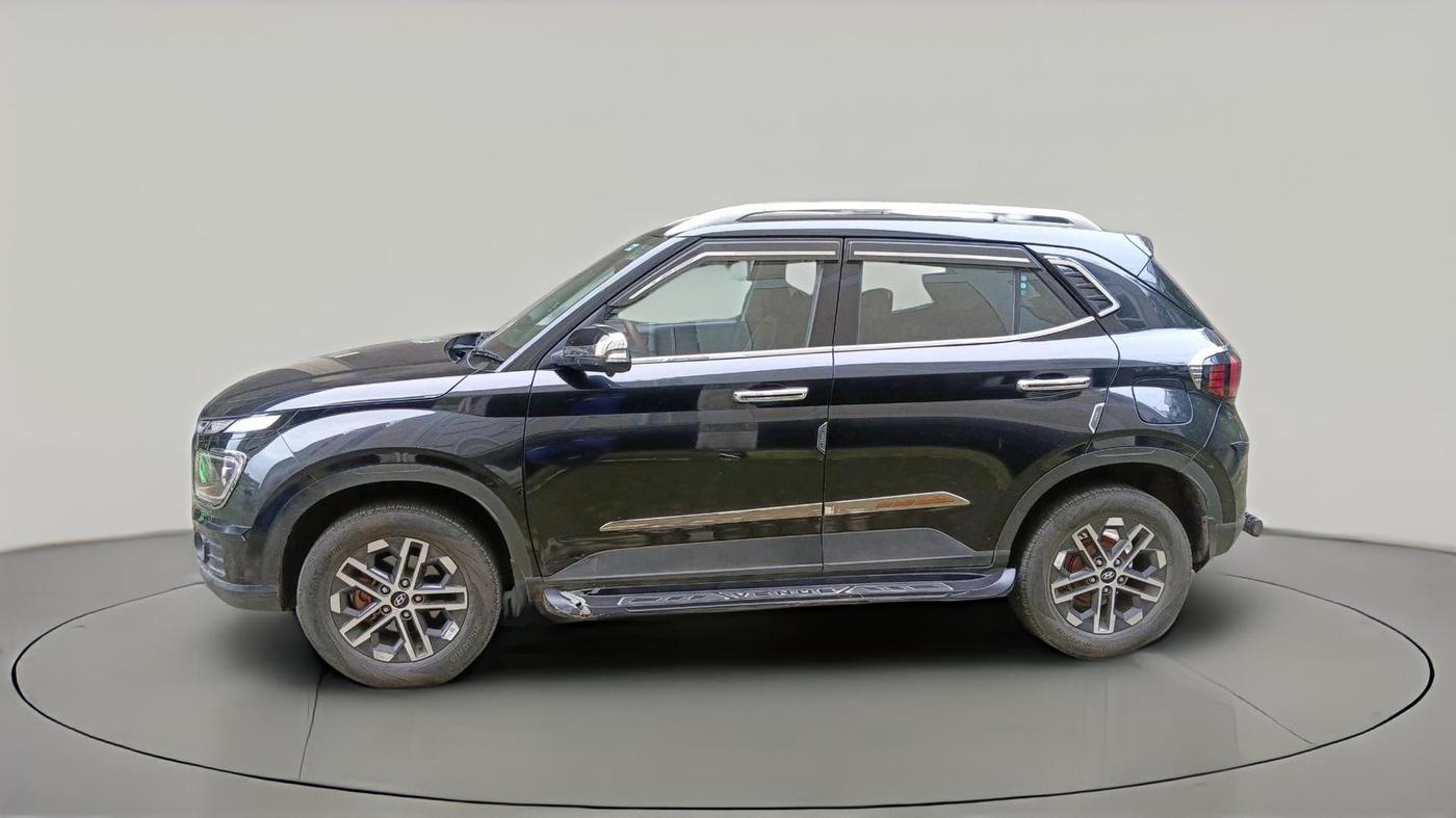 2024 Hyundai VENUE SX 1.2 PETROL, Petrol, Manual, 47,510 km, exterior