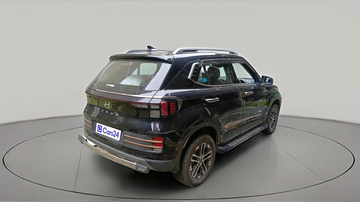2024 Hyundai VENUE SX 1.2 PETROL, Petrol, Manual, 47,510 km, exterior