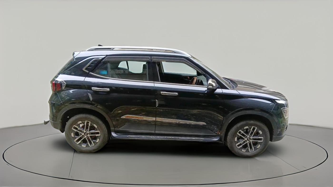 2024 Hyundai VENUE SX 1.2 PETROL, Petrol, Manual, 47,510 km, exterior