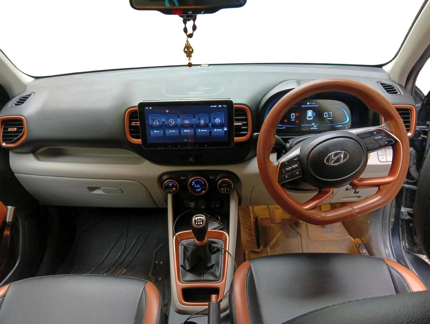 2024 Hyundai VENUE SX 1.2 PETROL, Petrol, Manual, 47,510 km, interior