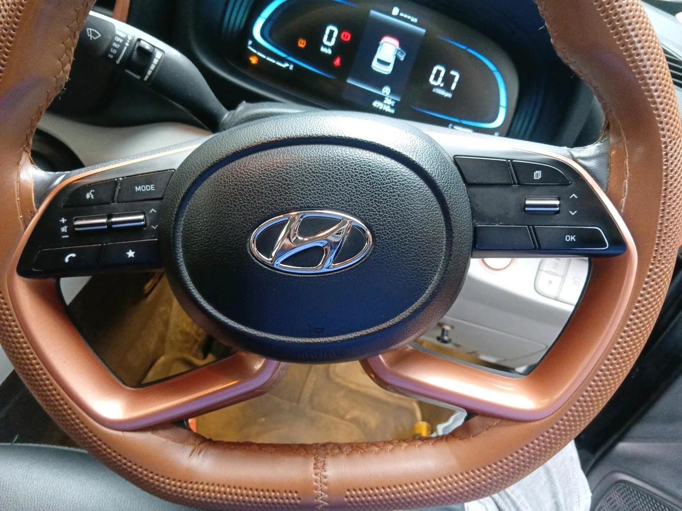 2024 Hyundai VENUE SX 1.2 PETROL, Petrol, Manual, 47,510 km, interior