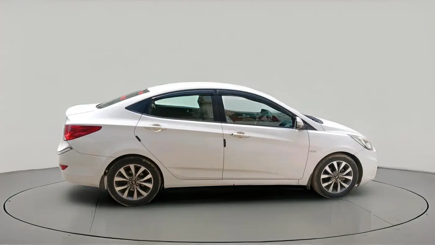 2013 Hyundai Verna FLUIDIC 1.6 VTVT SX, Petrol, Manual, 66,480 km, exterior