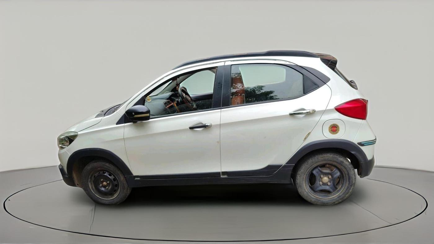 2019 Tata TIAGO NRG PETROL, Petrol, Manual, 45,302 km, exterior