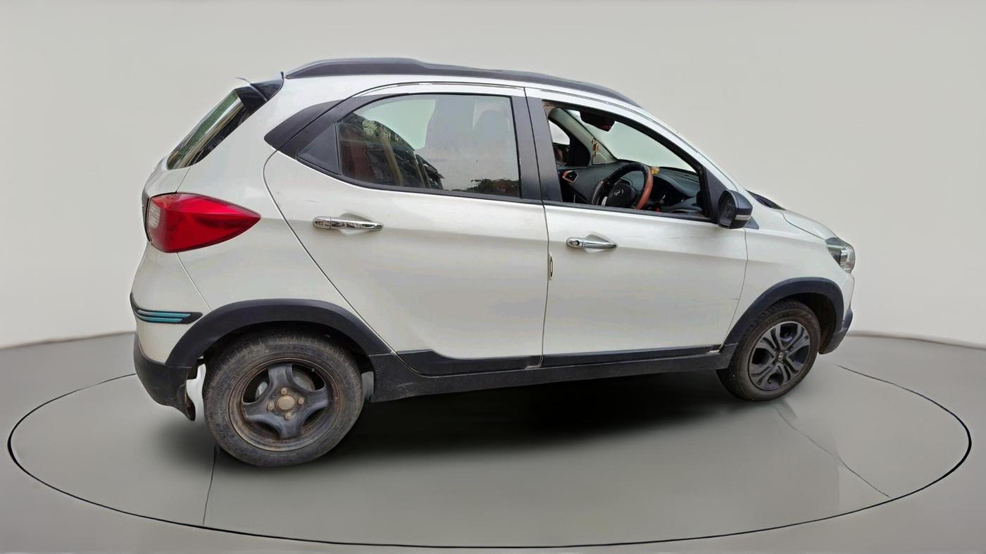2019 Tata TIAGO NRG PETROL, Petrol, Manual, 45,302 km, exterior