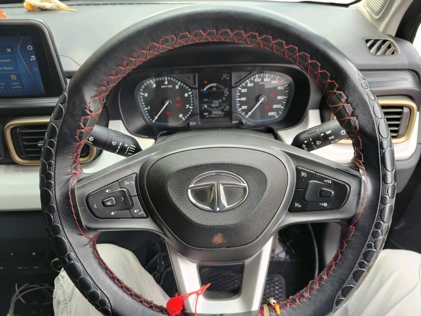 2022 Tata PUNCH ACCOMPLISHED MT, Petrol, Manual, 29,998 km, interior