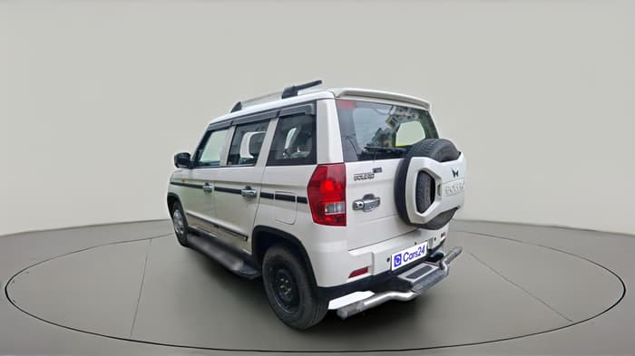 2022 Mahindra BOLERO NEO N 8, Diesel, Manual, 74,142 km, exterior