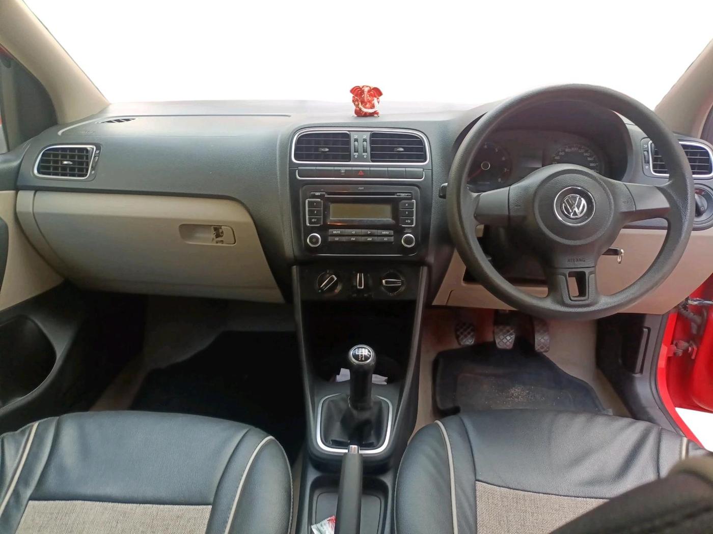 2011 Volkswagen Polo HIGHLINE1.2L, Petrol, Manual, 99,173 km, interior