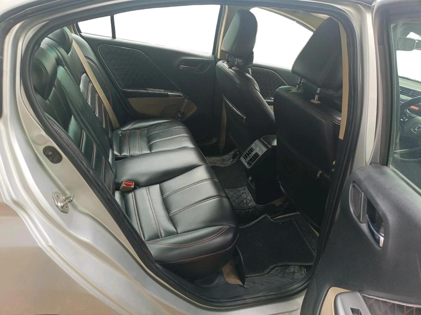 2014 Honda City 1.5L I-DTEC V, Diesel, Manual, 91,341 km, interior