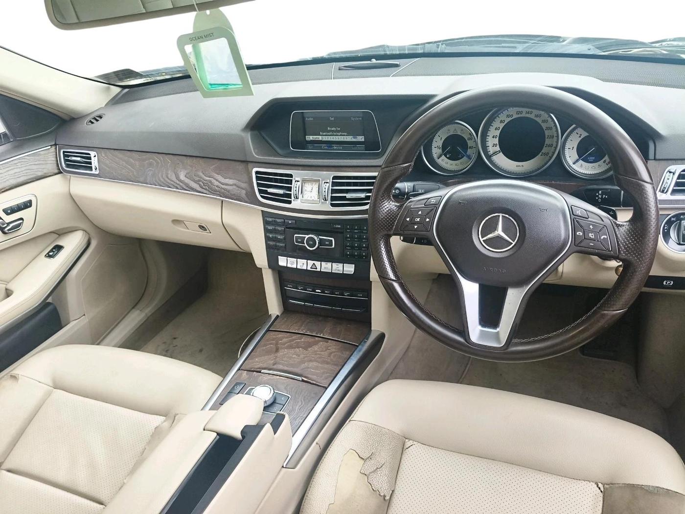 2013 Mercedes Benz E Class E 250 CDI AVANTGARDE, Diesel, Automatic, 1,21,059 km, interior