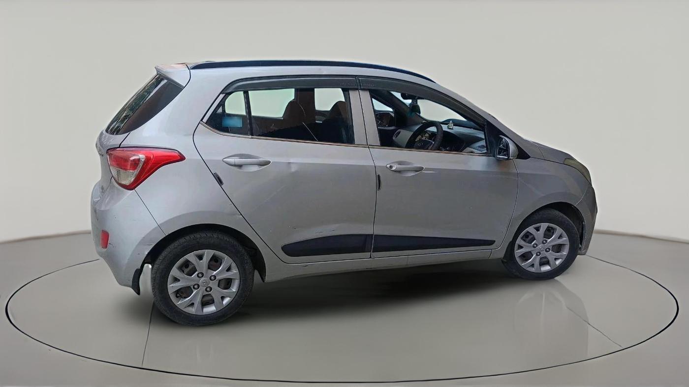 2016 Hyundai Grand i10 SPORTZ 1.2 KAPPA VTVT, Petrol, Manual, 1,14,311 km, exterior