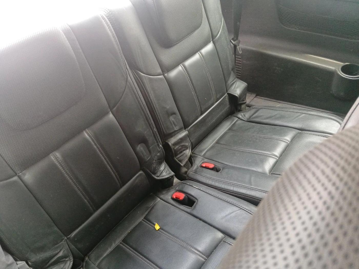 2017 Mahindra XUV500 W10, Diesel, Manual, 92,504 km, interior