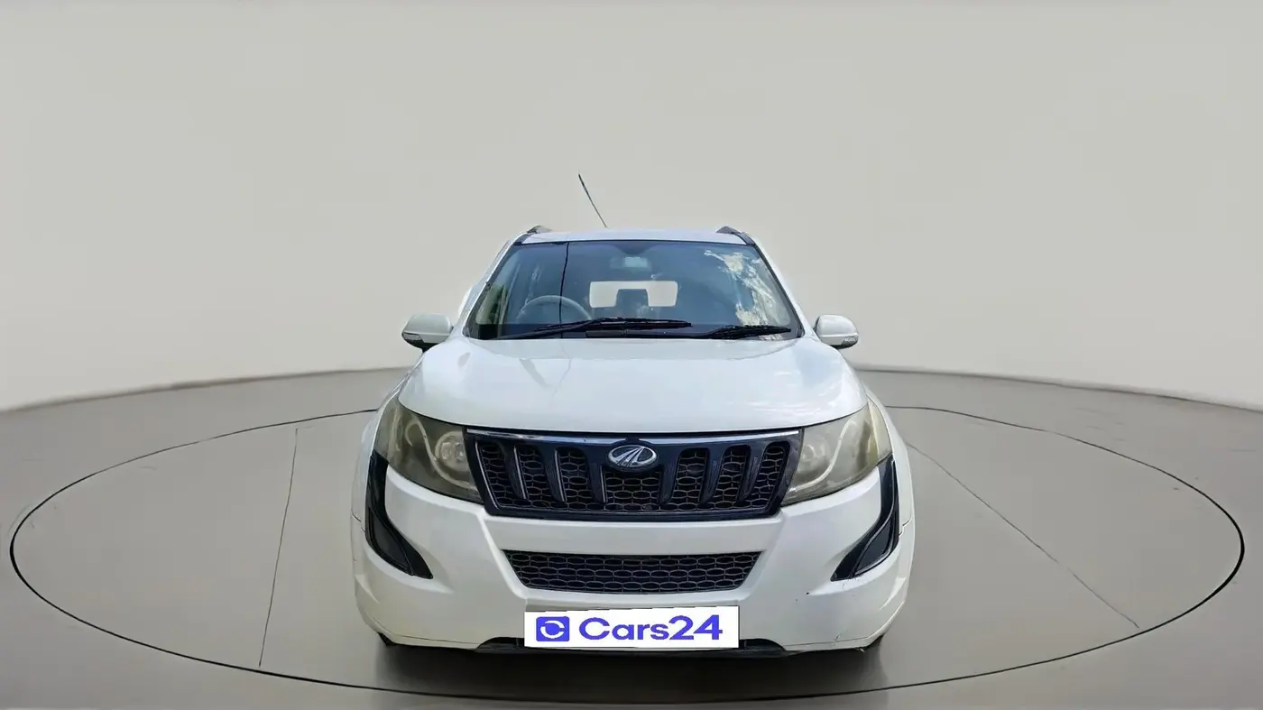 2016 Mahindra XUV500 W4, Diesel, Manual, 69,801 km, exterior