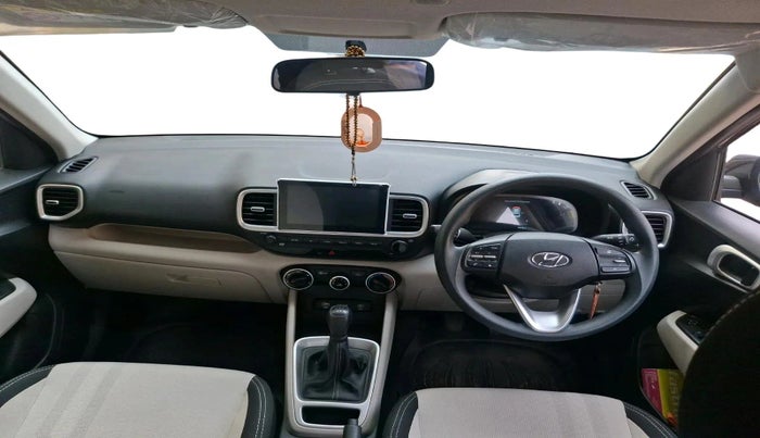 2023 Hyundai VENUE S(O) 1.2, Petrol, Manual, 8,000 km, interior