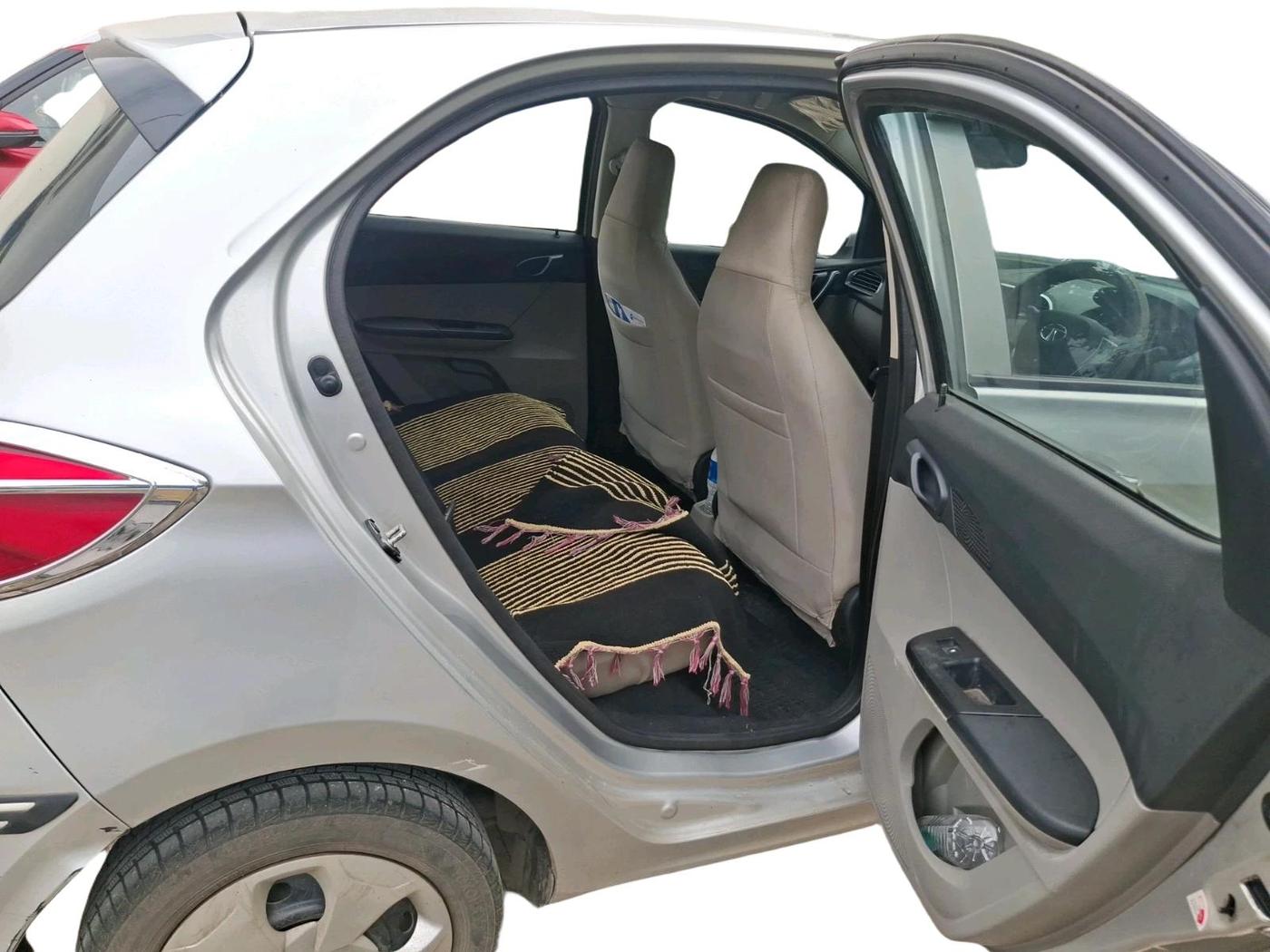 2017 Tata Tiago XT PETROL, Petrol, Manual, 89,564 km, interior