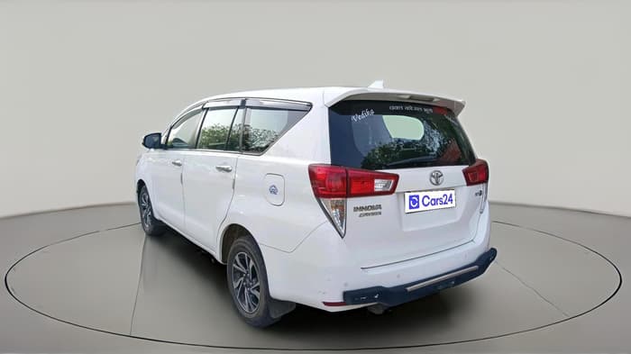 2022 Toyota Innova Crysta 2.7 VX 7 STR, Petrol, Manual, 76,987 km, exterior